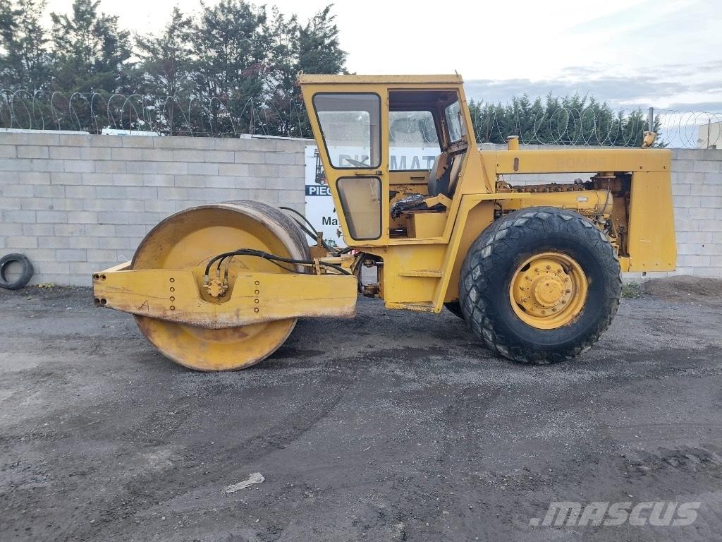 Bomag BW 212 P D Stampar