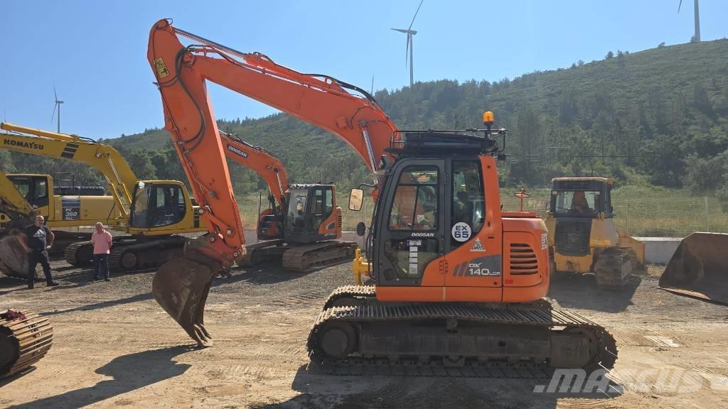 Doosan DX 140 LCR-3 Bandgrävare