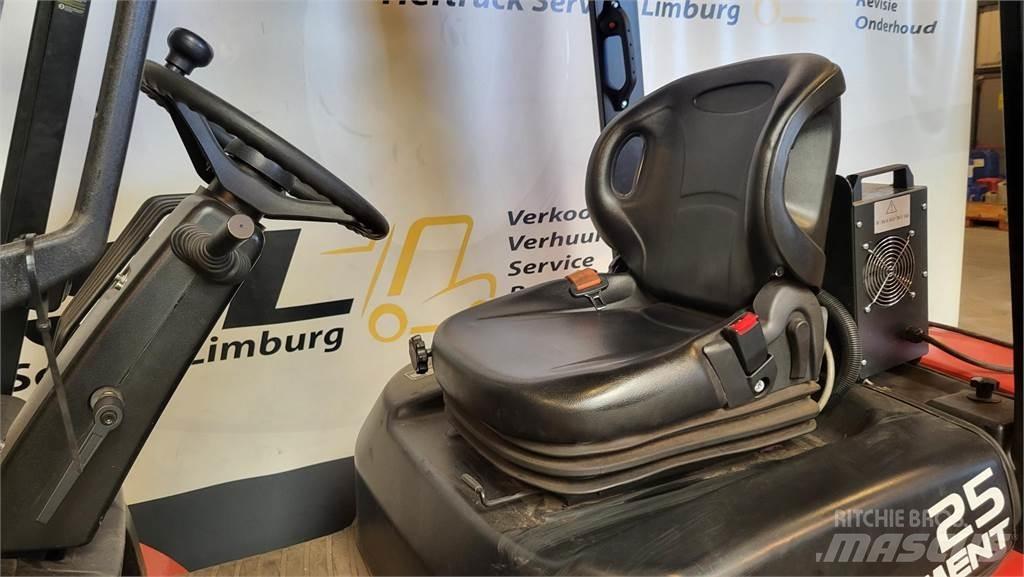  EFL253 2023 Elmotviktstruckar