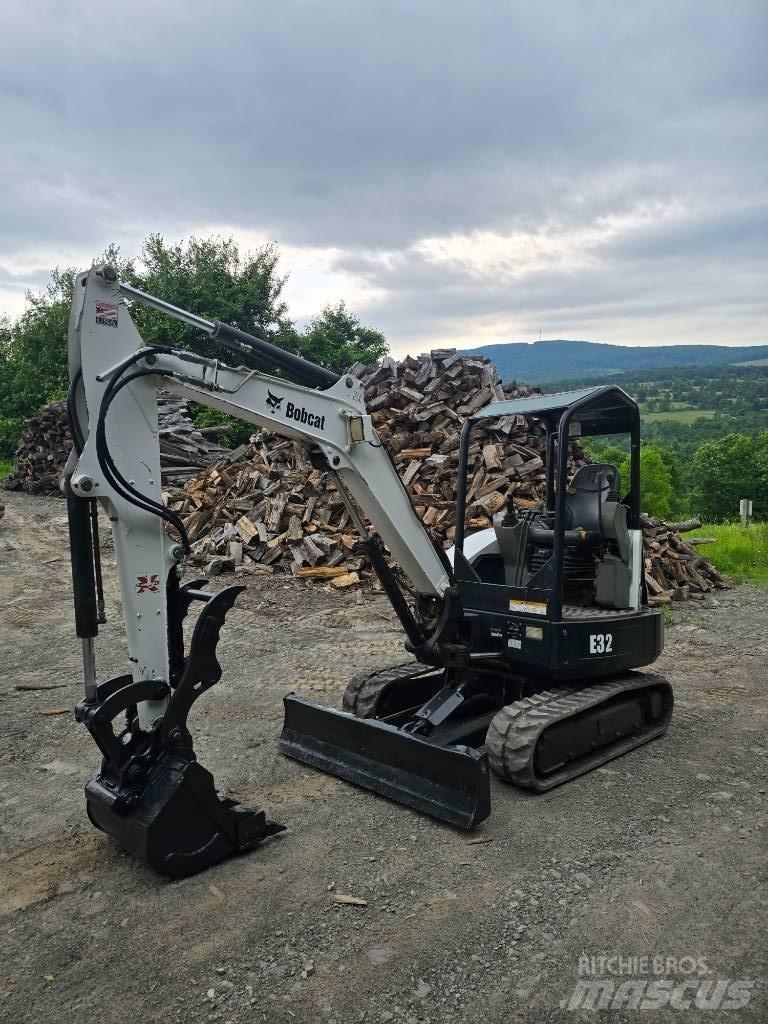 Bobcat E 32 Minigrävare < 7t