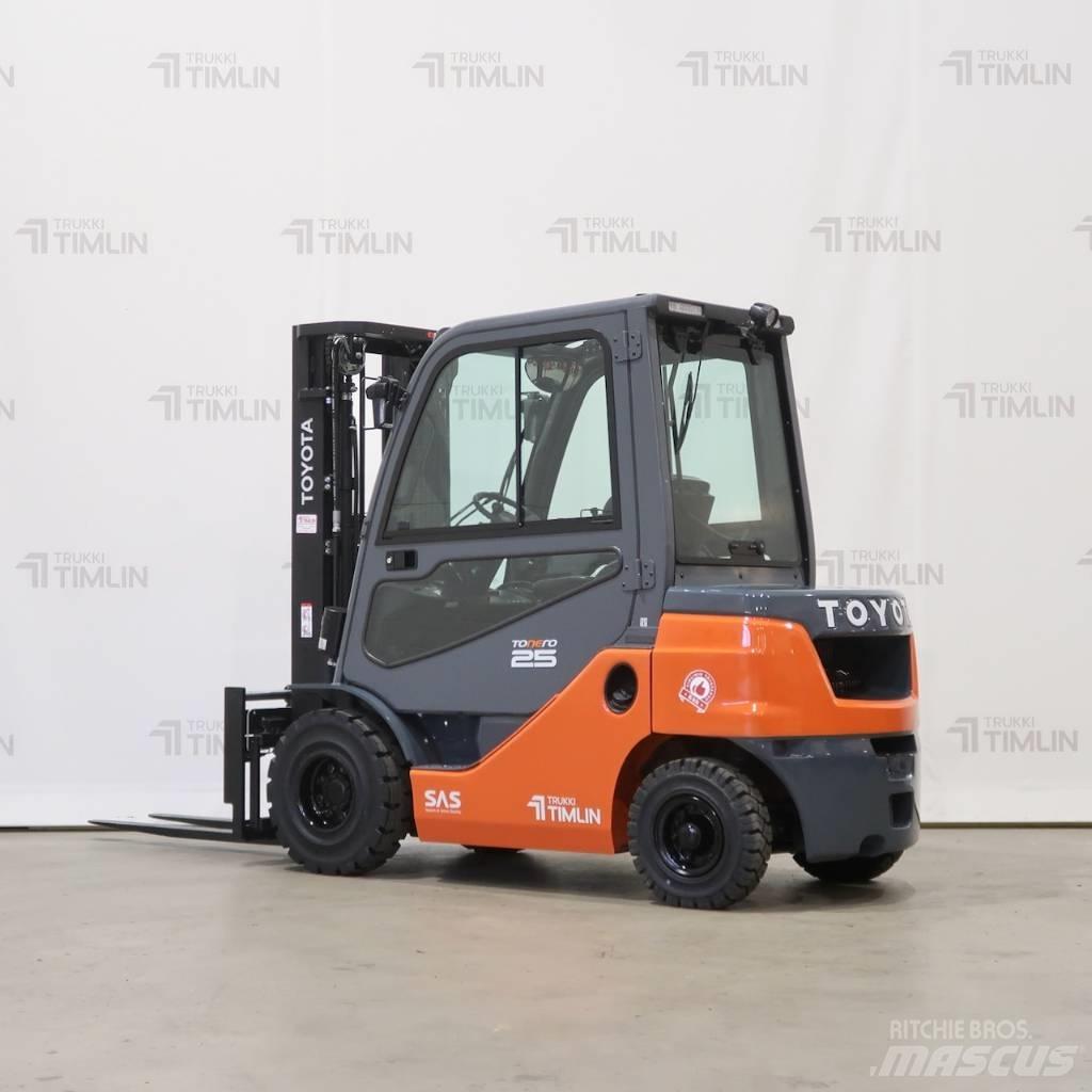 Toyota 52-8FDF25 Dieselmotviktstruckar