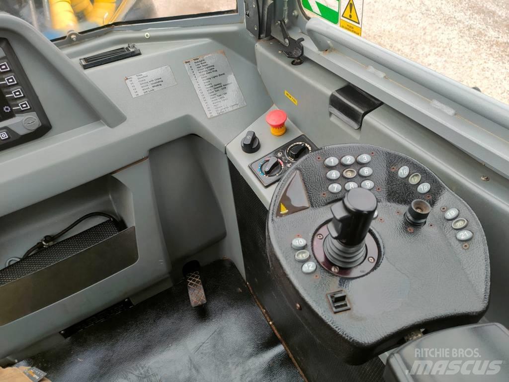 Novotny LVS-520 Skotare