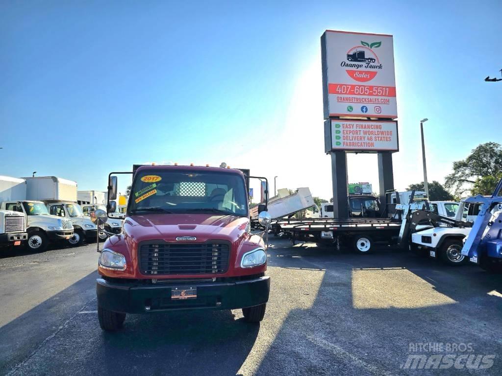Freightliner M2 106 Flakbilar