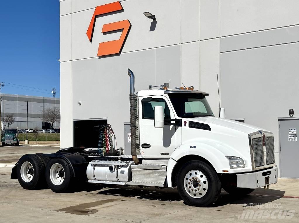 Kenworth T 880 Dragbilar