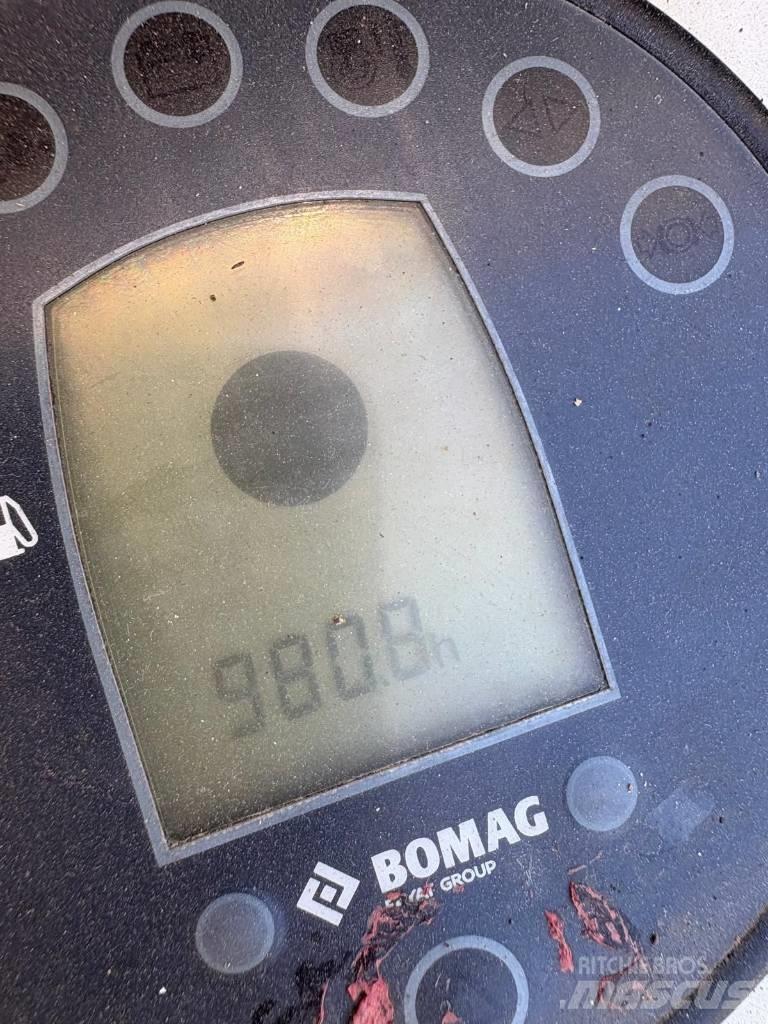 Bomag BW 100 AD-5 Tvåvalsvältar