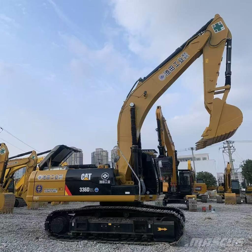 CAT 336 D Bandgrävare
