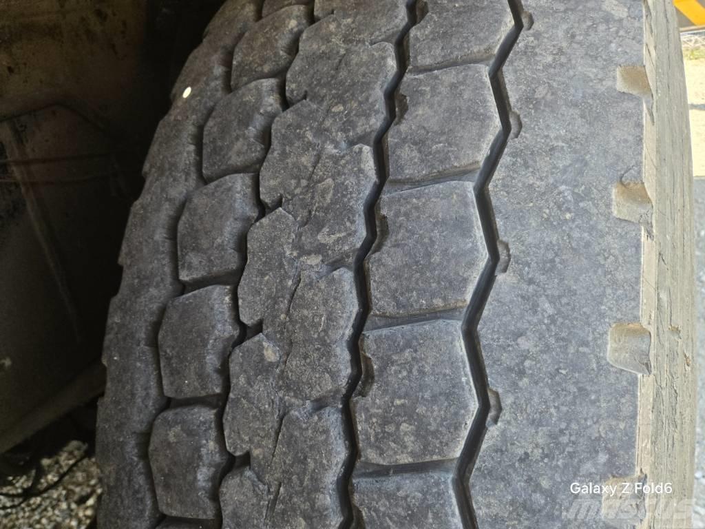 Kato SS500 Terrängkranar (Grov terräng)