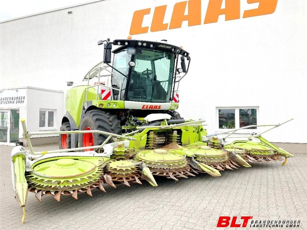 CLAAS Jaguar 950 Fälthackar