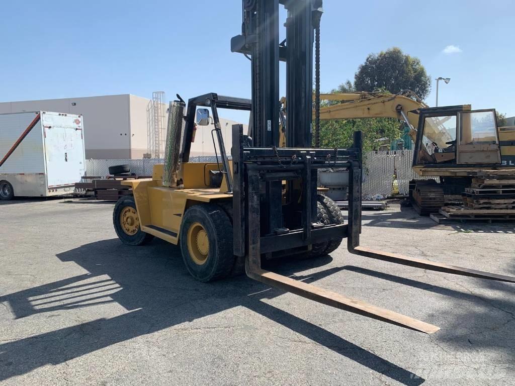 CAT V 330 B Övriga motviktstruckar
