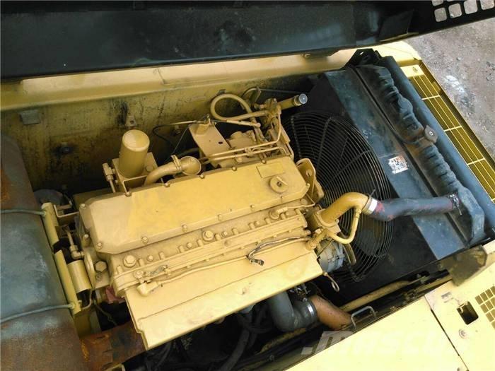 CAT 325 B Bandgrävare