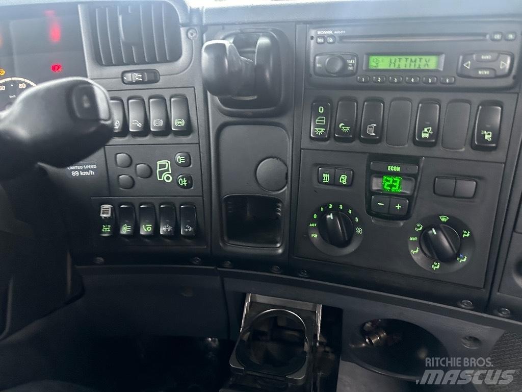 Scania R500 8X4 Lastväxlare med kabellift