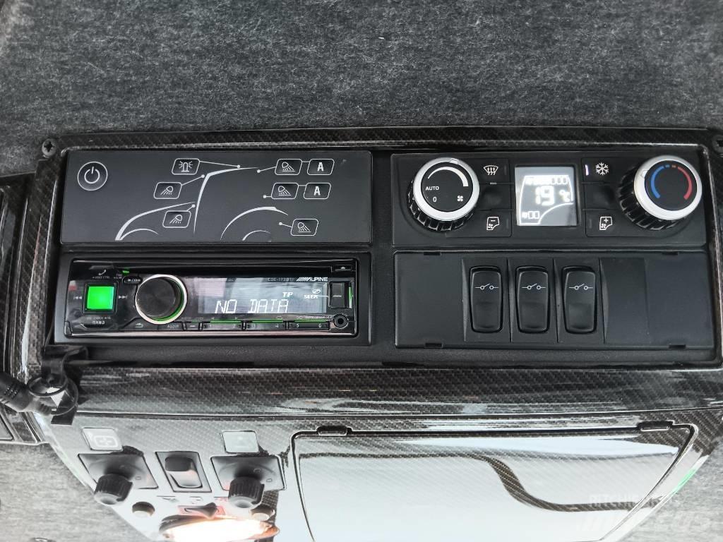 Valtra T 214 D Traktorer