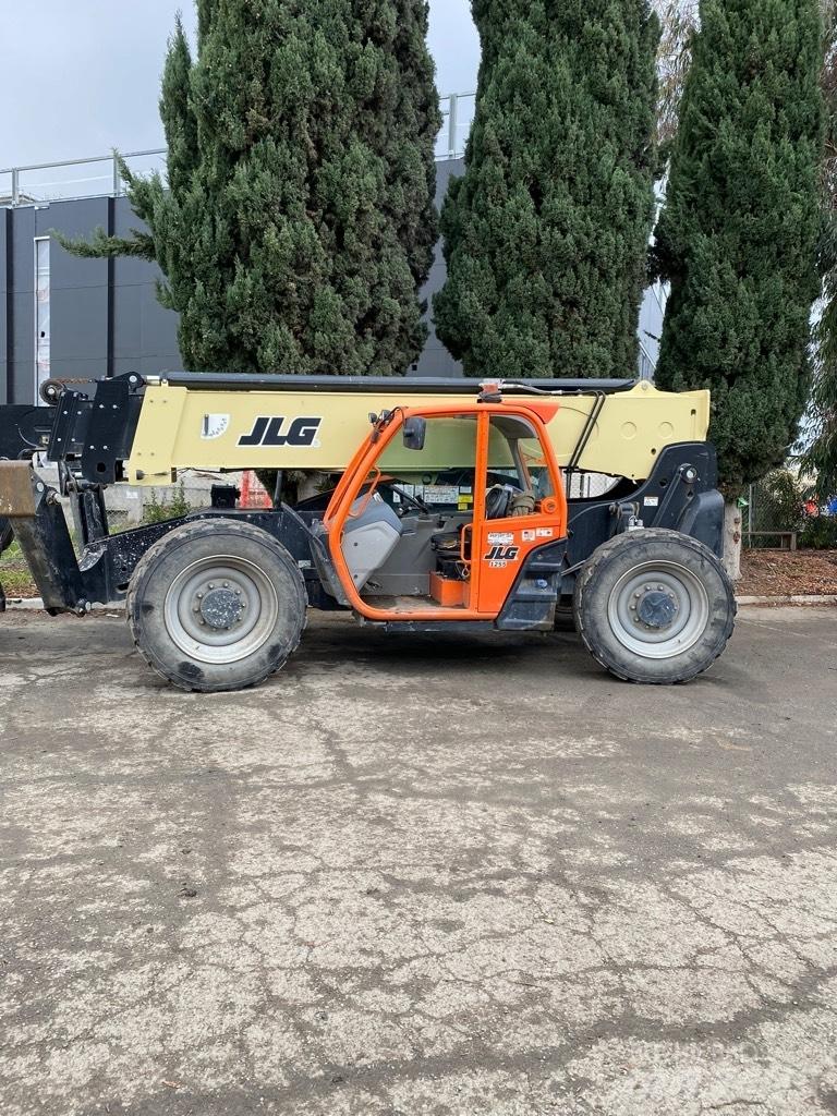 JLG 1255 Teleskoplastare