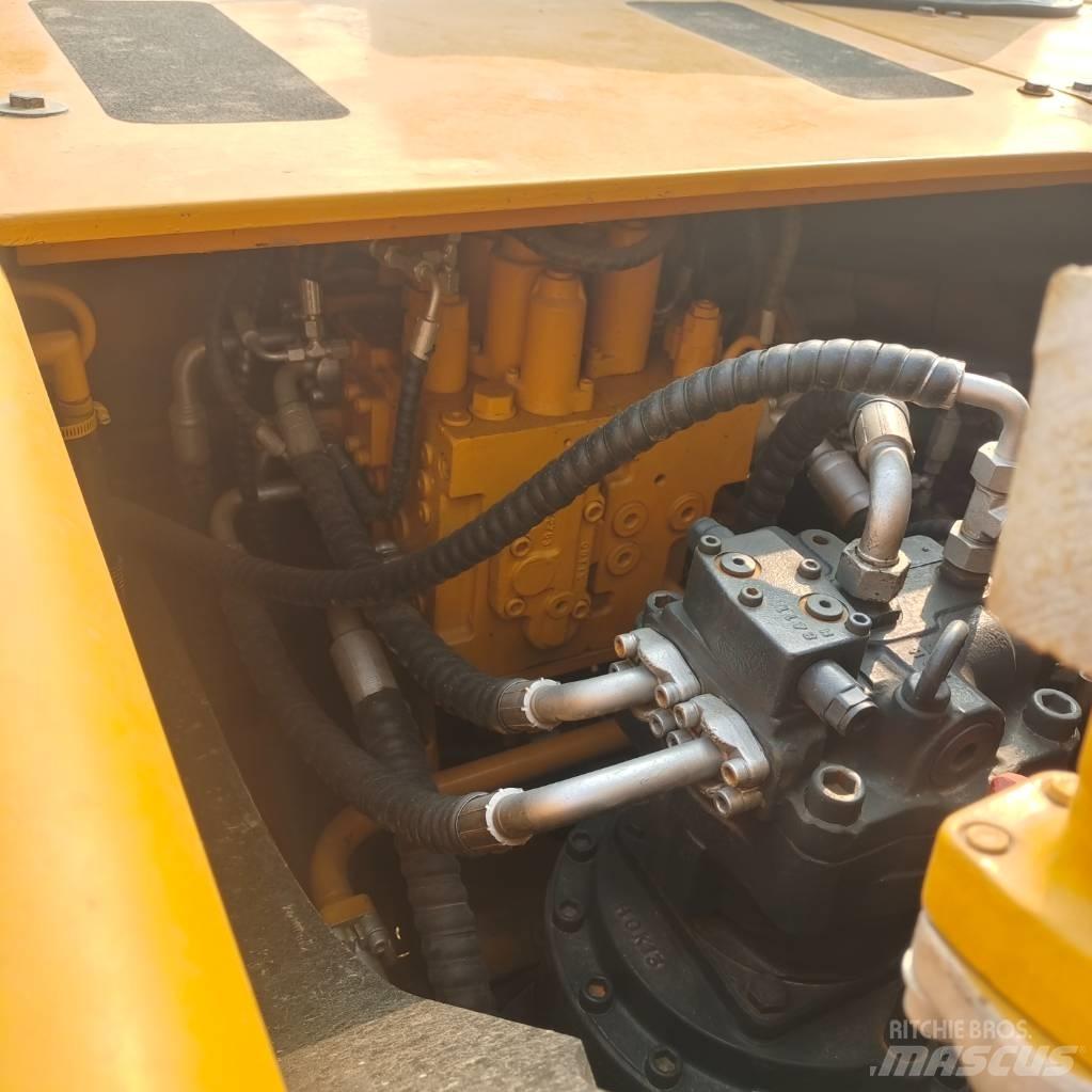 Sany SY215C Bandgrävare
