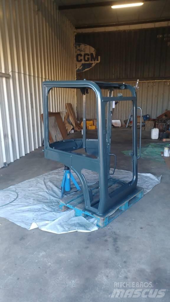 Yanmar Vio 45 Hytter och interiör
