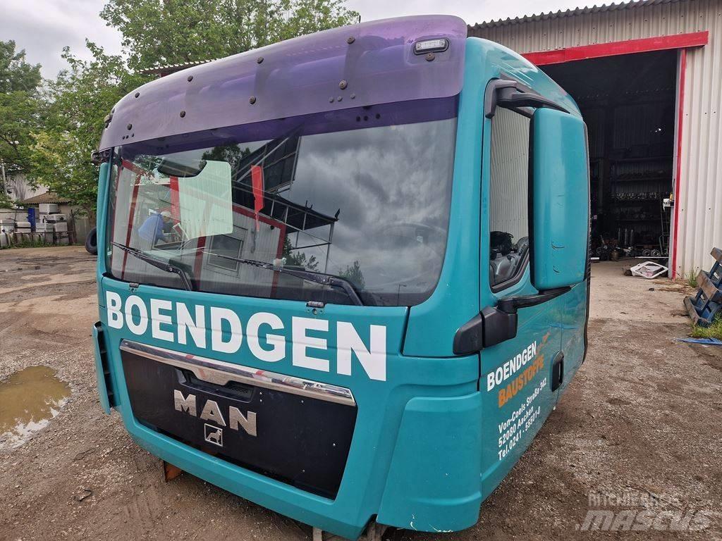 MAN TGX 26.440 Hytter och interiör