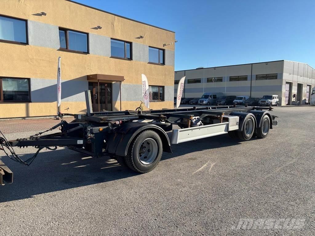 Fliegl 3-AXLE BDF Växelflak-/Containersläp