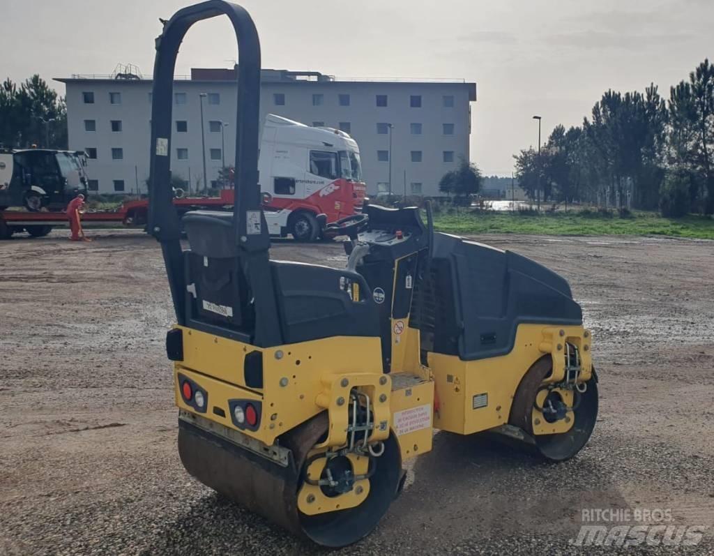 Bomag BW 100 AD M-5 Tvåvalsvältar