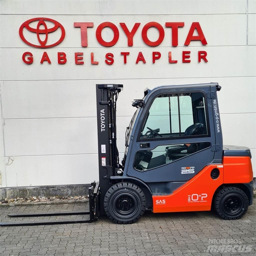 Toyota 52-8FDF25 Dieselmotviktstruckar