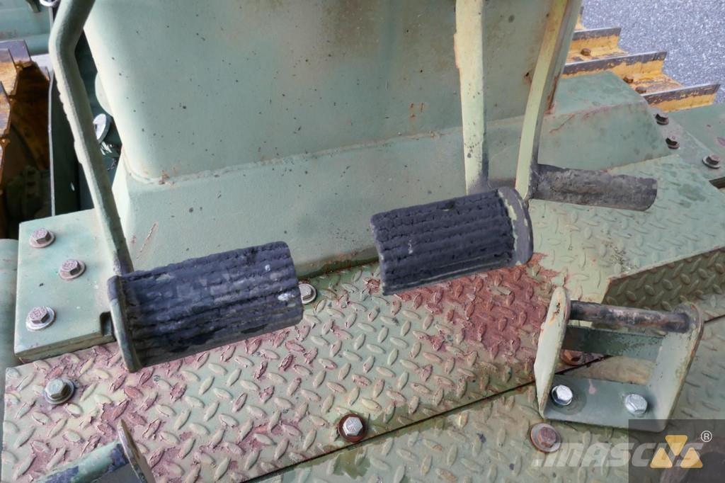 CAT D7G Ex-army Bandschaktare