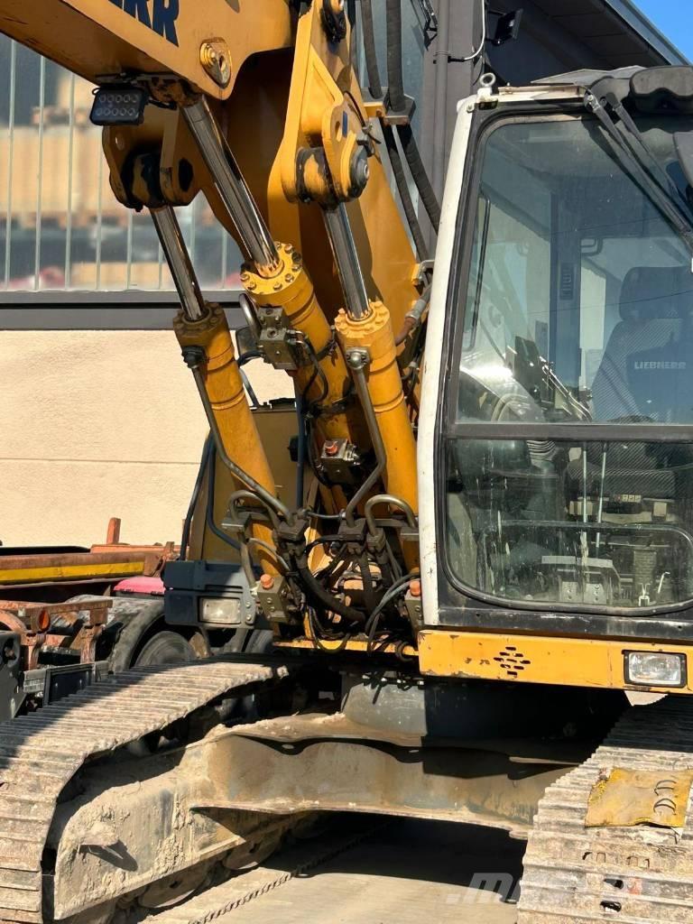 Liebherr R 313 Bandgrävare