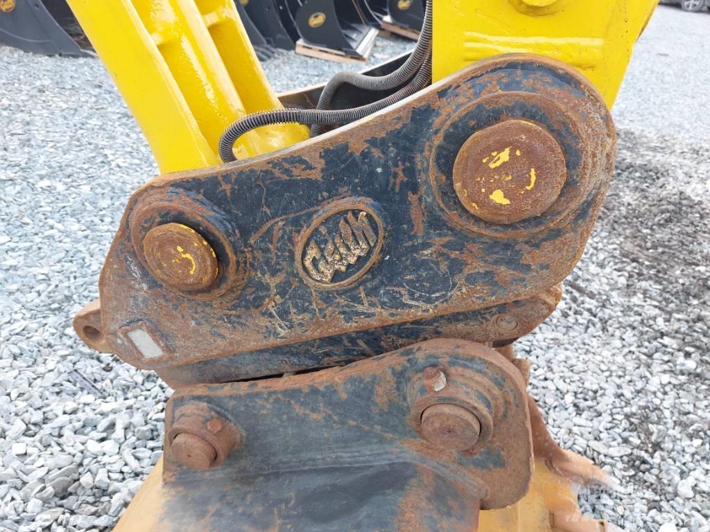 Komatsu PC210LC-11 Bandgrävare