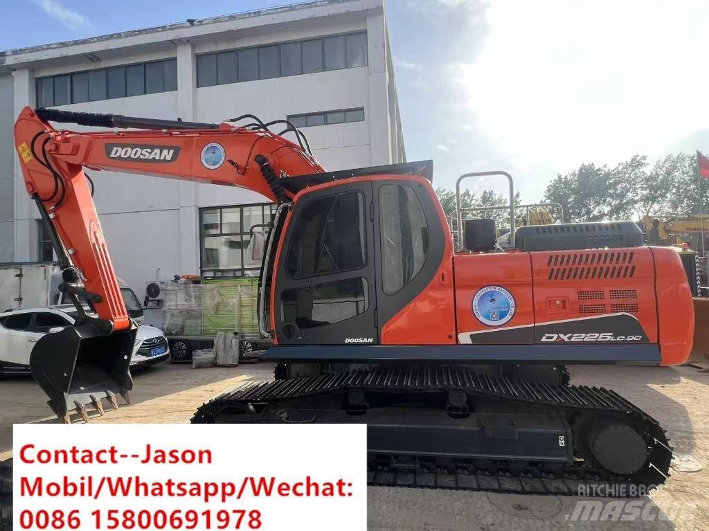 Doosan DX 225 LC Bandgrävare