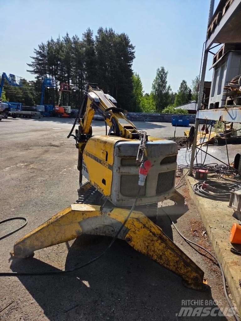 Brokk 160 Rivningsgrävare