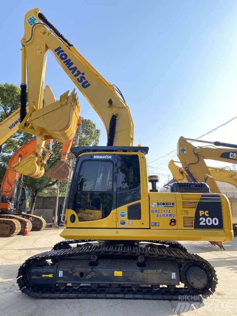 Komatsu PC200 Bandgrävare
