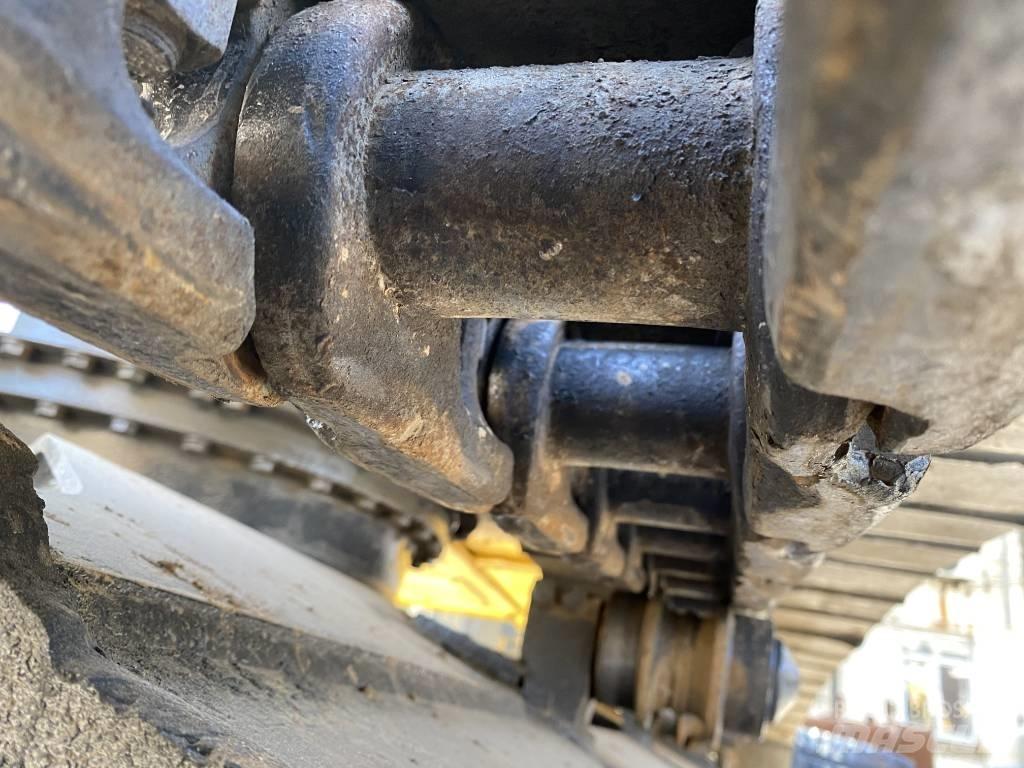 Komatsu PC200 Bandgrävare