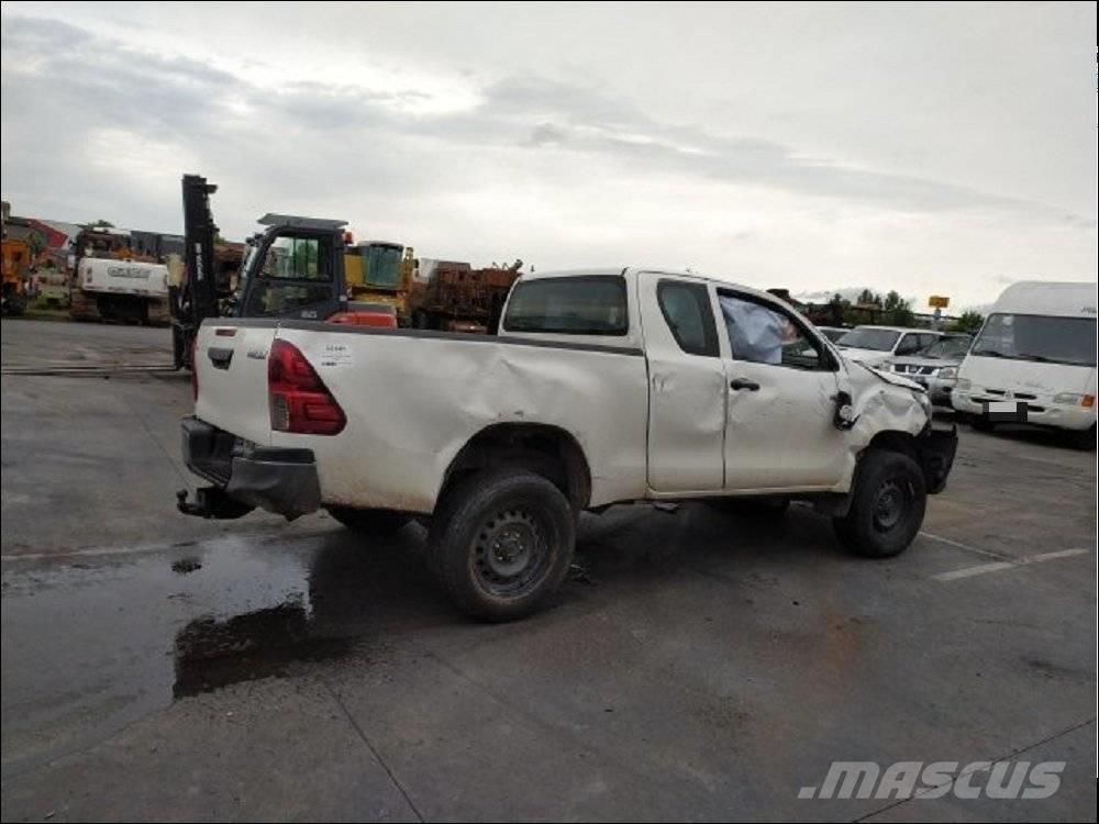 Toyota Hilux 5 Flakbilar/Pickuper