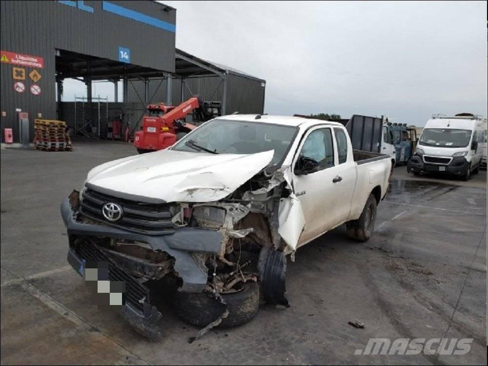 Toyota Hilux 5 Flakbilar/Pickuper