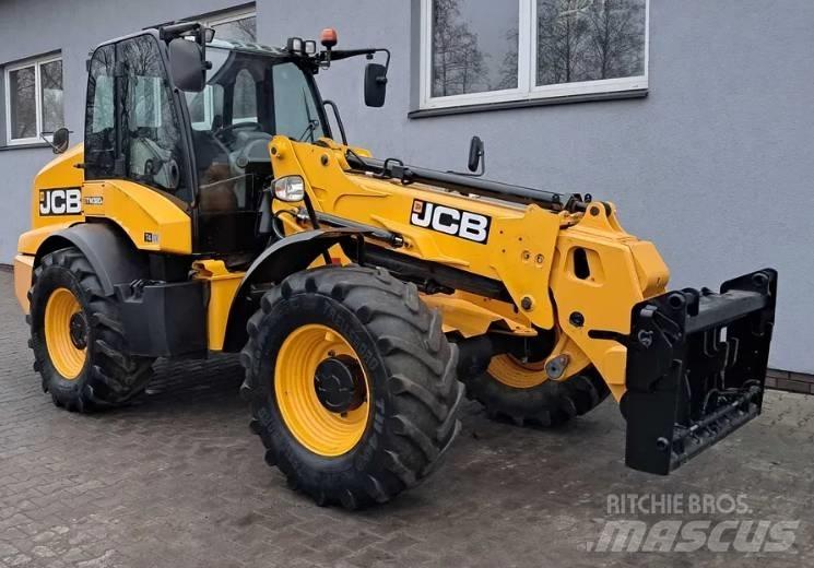 JCB TM 320 S Redskapsbärare för lantbruk
