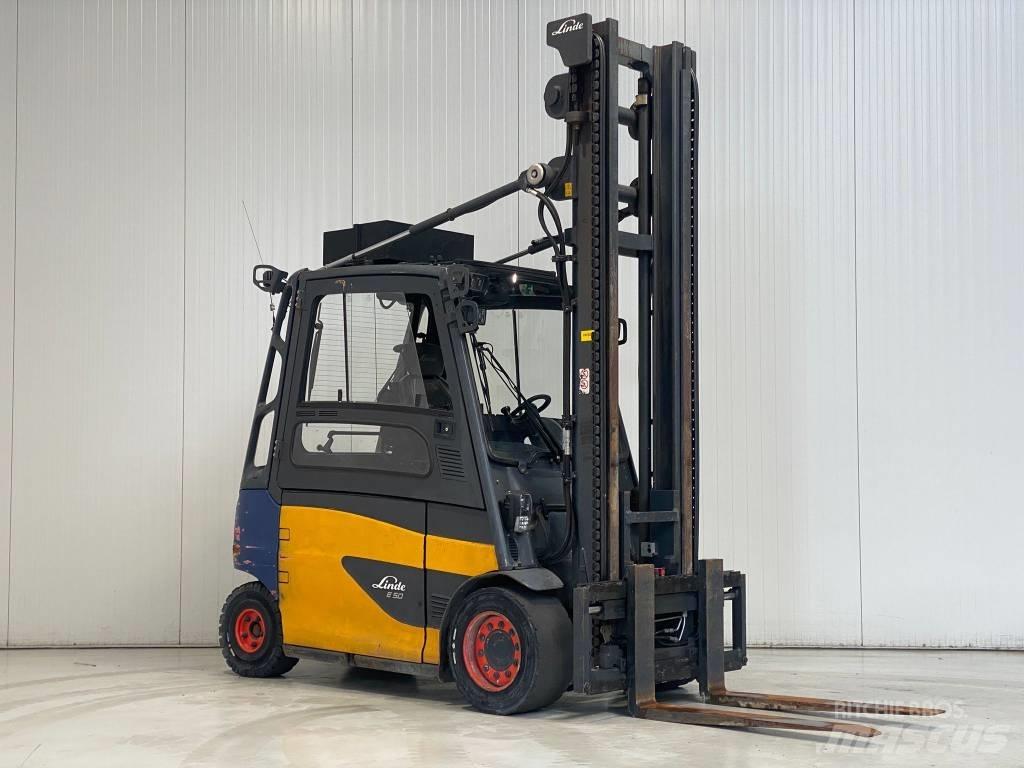Linde E50HL-01/600 Elmotviktstruckar