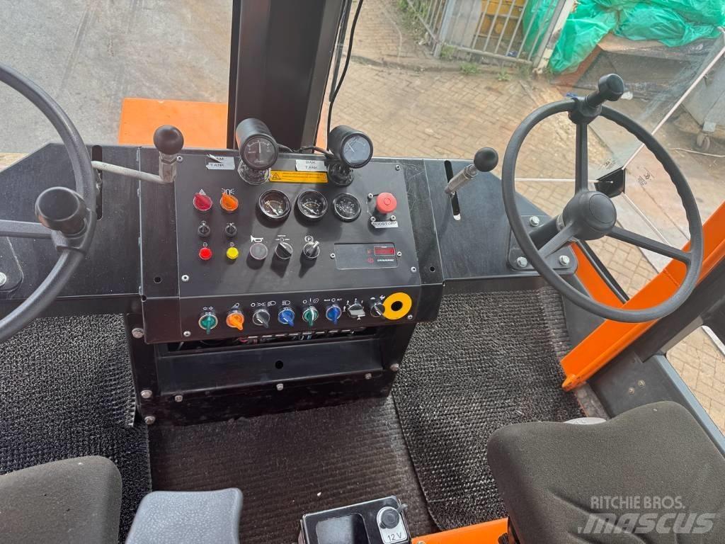 Dynapac CS 142 Tvåvalsvältar