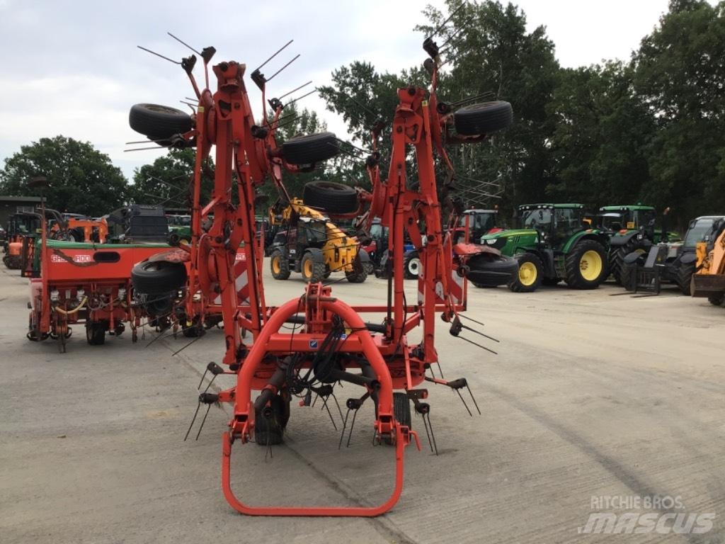 Kuhn GF 8702 Vändare och luftare
