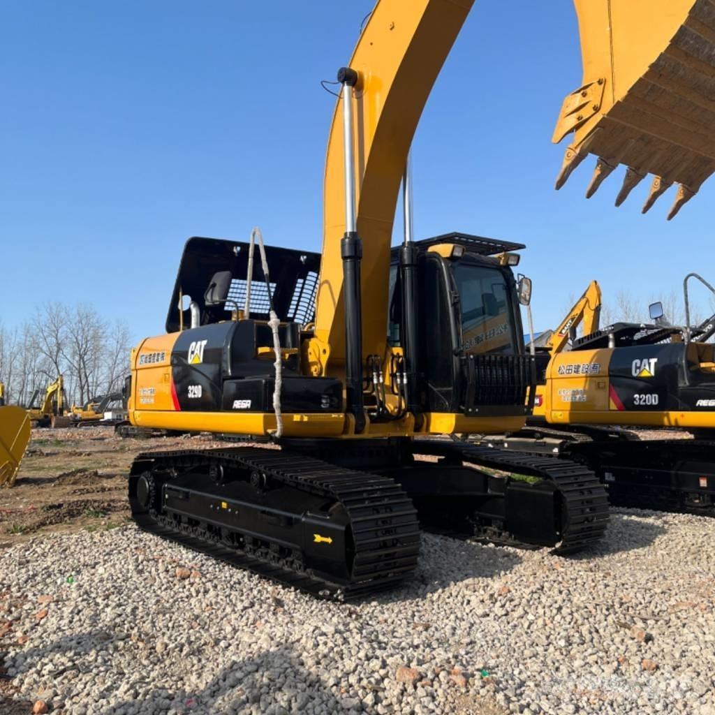 CAT 329 D Bandgrävare