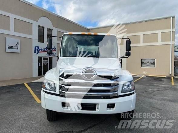 Hino L6 Chassier