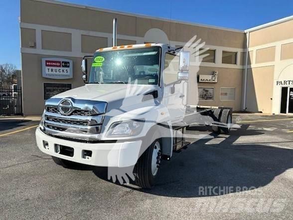 Hino L7 Chassier