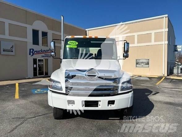 Hino L7 Chassier