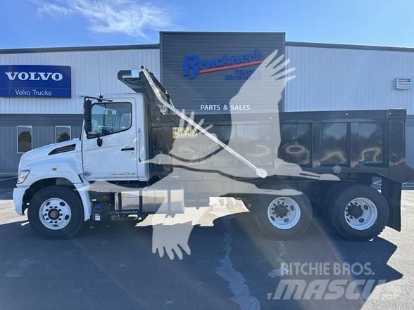 Hino XL8 Tippbilar