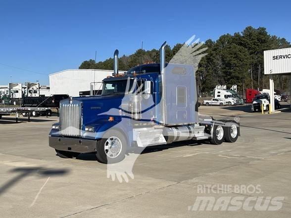 Kenworth W900L Dragbilar