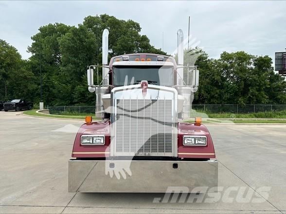 Kenworth W900L Dragbilar