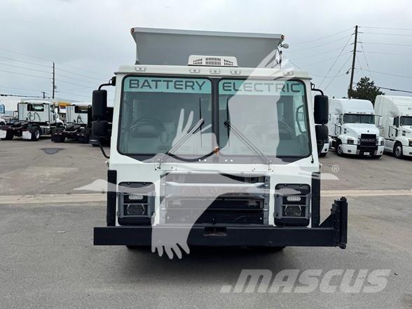 Mack LR64 Entreprenad - Övrigt