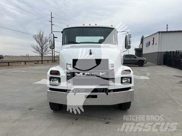 Mack MD6 Entreprenad - Övrigt