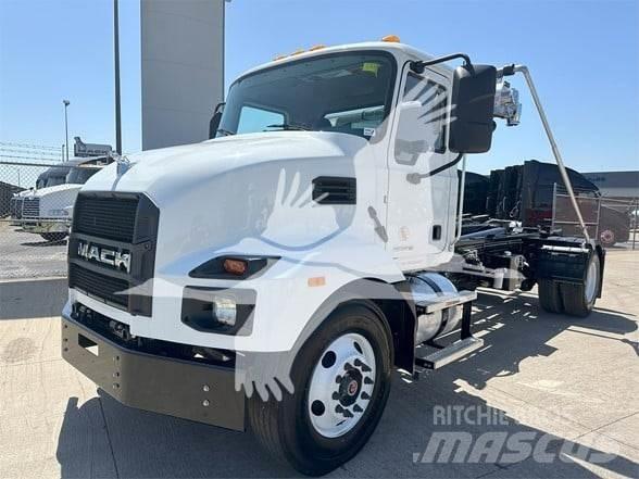 Mack MD6 Sopbilar