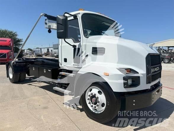 Mack MD6 Sopbilar