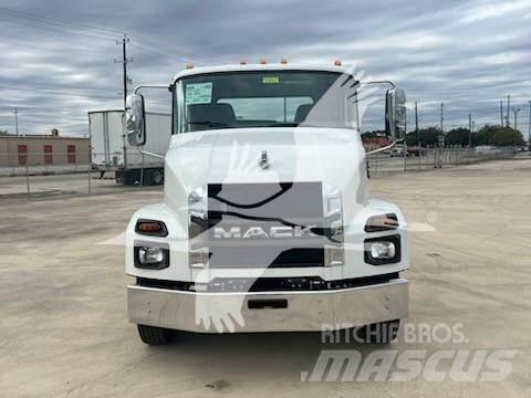 Mack MD6 Chassier