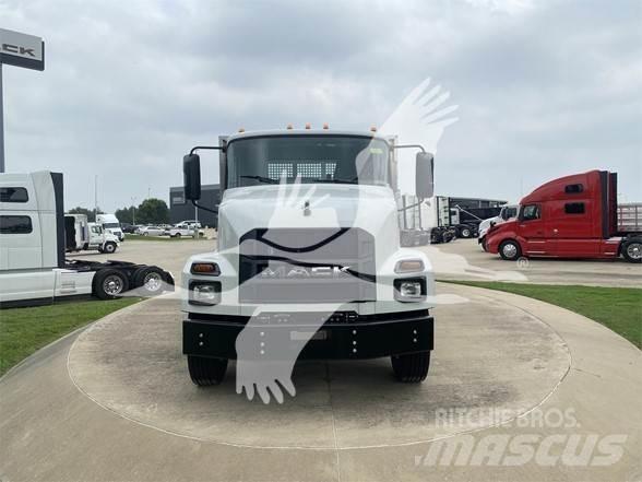 Mack MD6 Flakbilar