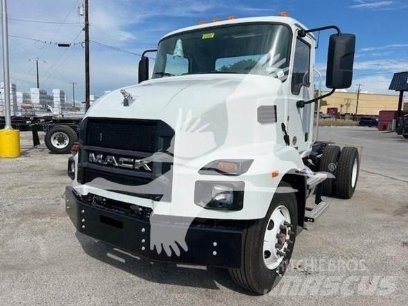 Mack MD6 Chassier